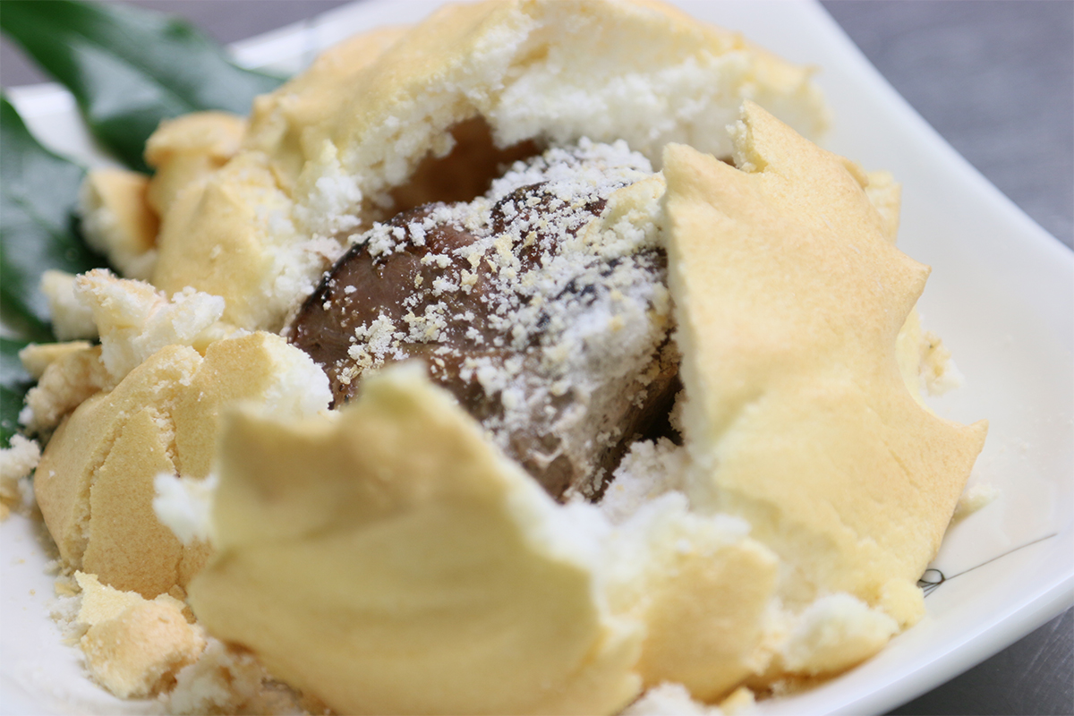 鹿肉の塩釜焼き