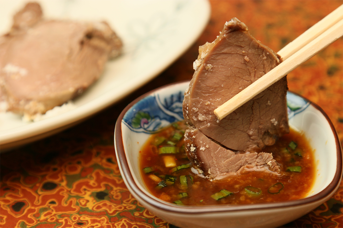 鹿肉の塩釜焼き